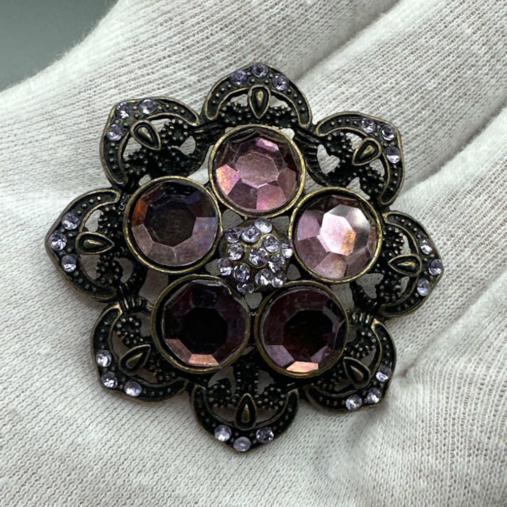 Estate Gold and Purple Floral Brooch with Intricate Design‎